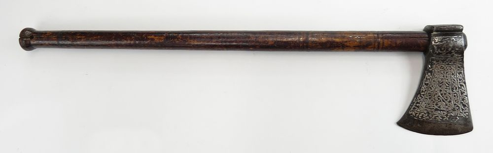 Lot 236: AN INDIAN BATTLEAXE