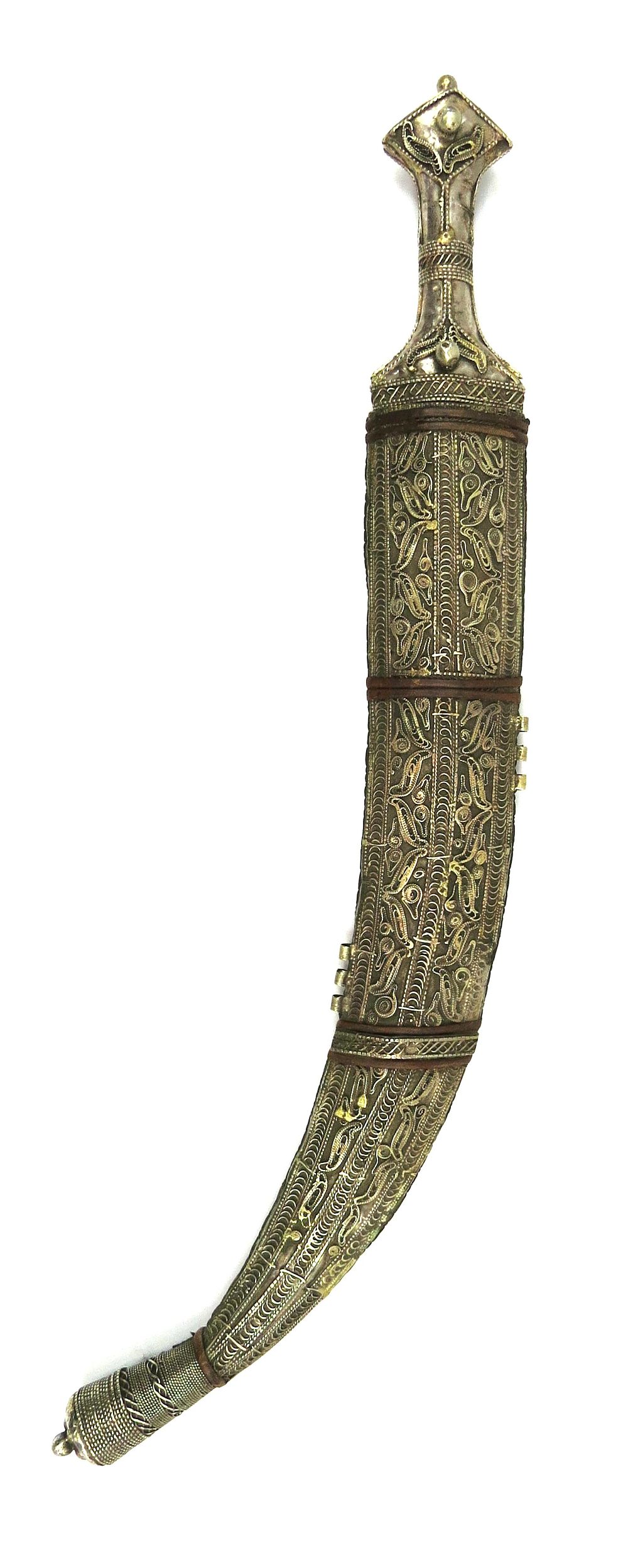 Lot 304: A RARE ARAB DHARIA DAGGER