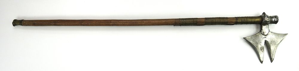 Lot 330: A RARE INDIAN BATTLEAXE