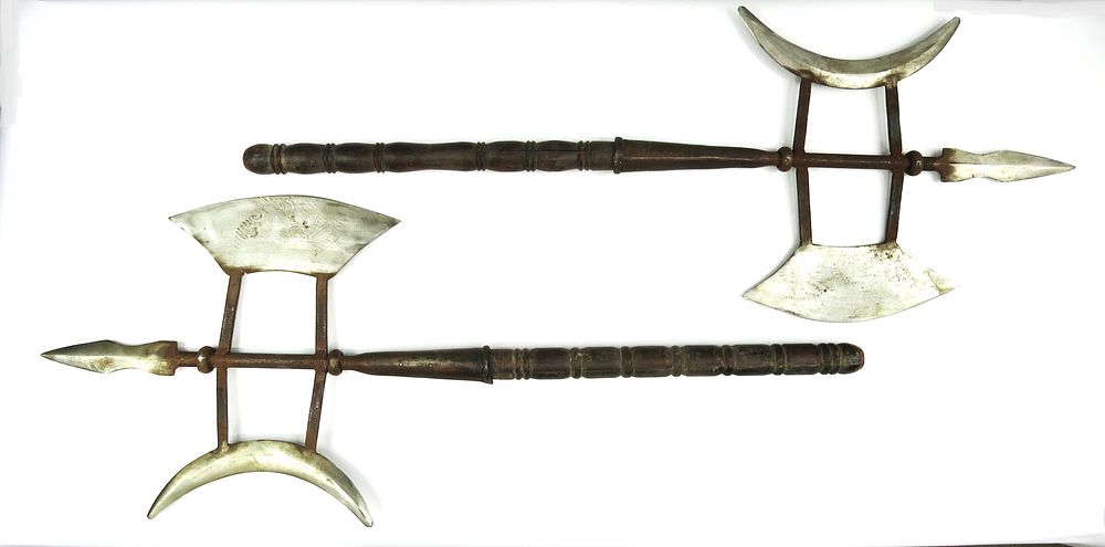 Lot 337: A MATCHED PAIR OF REPLICA BATTLEAXES