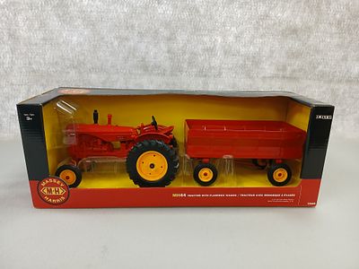 Massey Harris 44 Die Cast Toy Tractor. 1/16 Scale New in box, includes flare box wagon