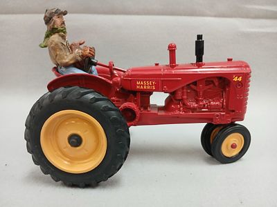 44 Massey Harris Die Cast Toy Tractor. 1/16th scale
