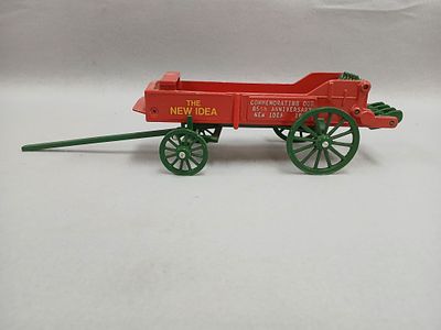 Die Cast The New Idea Manue Spreader. Commemorating Our 85th Anniversary, New Idea 1984