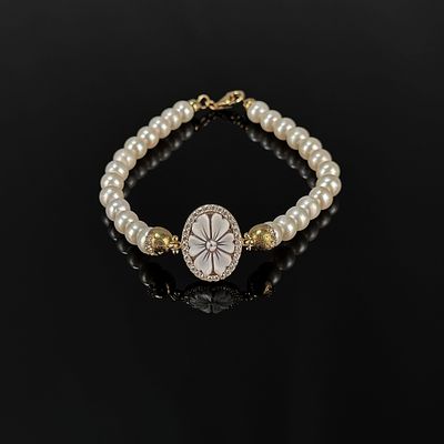 Bracelet, Italy, silver 925 gold-plated (hallmarked), total weight 10.92g, central cameo with 