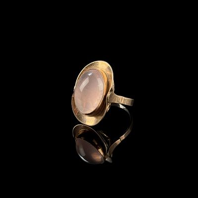 Rosenquarz Ring, 333/8K Rotgold (punziert), Gesamtgewicht 5,84g, Ma&szlig;e Cabochon ca. 16x12mm, Ringgr&ouml;