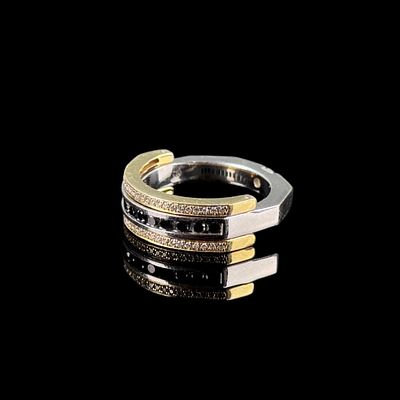 Diamant Ring, 750/18K Wei&szlig;/Gelbgold (punziert), Gesamtgewicht 8g, Wei&szlig;goldring halbseitig besetzt m