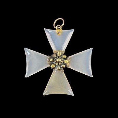 Kreuz-Anh&auml;nger, 750/18K Gelbgold (getestet), Bl&uuml;te in der Mitte zwischen wei&szlig;en Steinen, wohl Achat