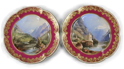A pair of decorative plates with landscape painting - 19th century/around 1900, porcelain 