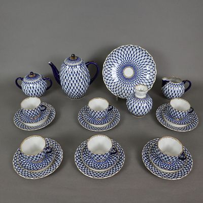 Coffee service for 6 people - Lomonosov Manufactory, St. Petersburg, 20th century, Design: 