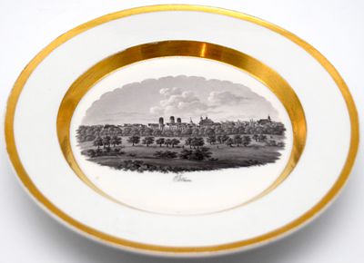 Ansichtsteller. rund, Spiegel mit Dorfansicht C&ouml;then, breiter Goldrand, Dm 23 cm, um 1900