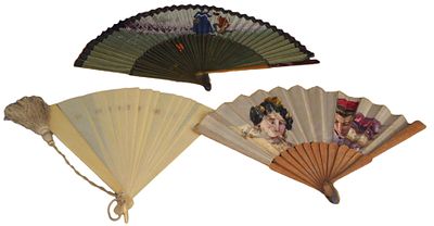 Konvolut drei F&auml;cher. teilweise mit japanischen Szenen bemalt, Anfang 19.Jh.