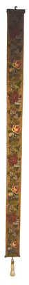 Klingelzug. gestickt mit farbl. Glasanh&auml;ngern, gold verziert, B 12 cm, L 204 cm, 19.Jh.