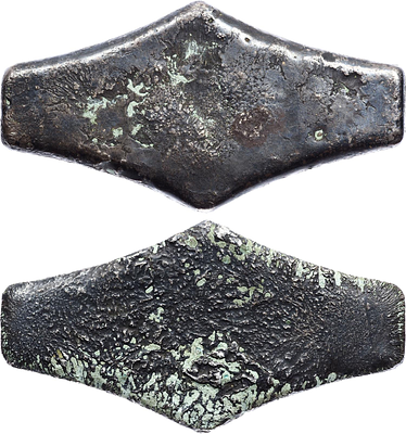 Гривна киевского типа. XI-XIII вв. Размер - 77,5х40,5 мм. Гривна киевского типа. XI-XIII века. 