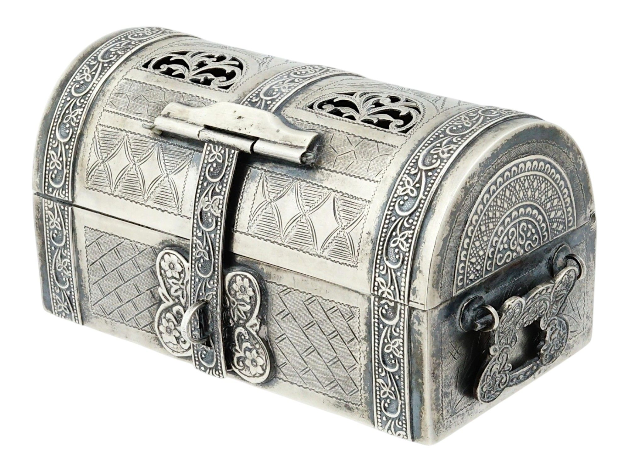 STERLING SILVER MINIATURE DOMED TRUNK CASKET BOX