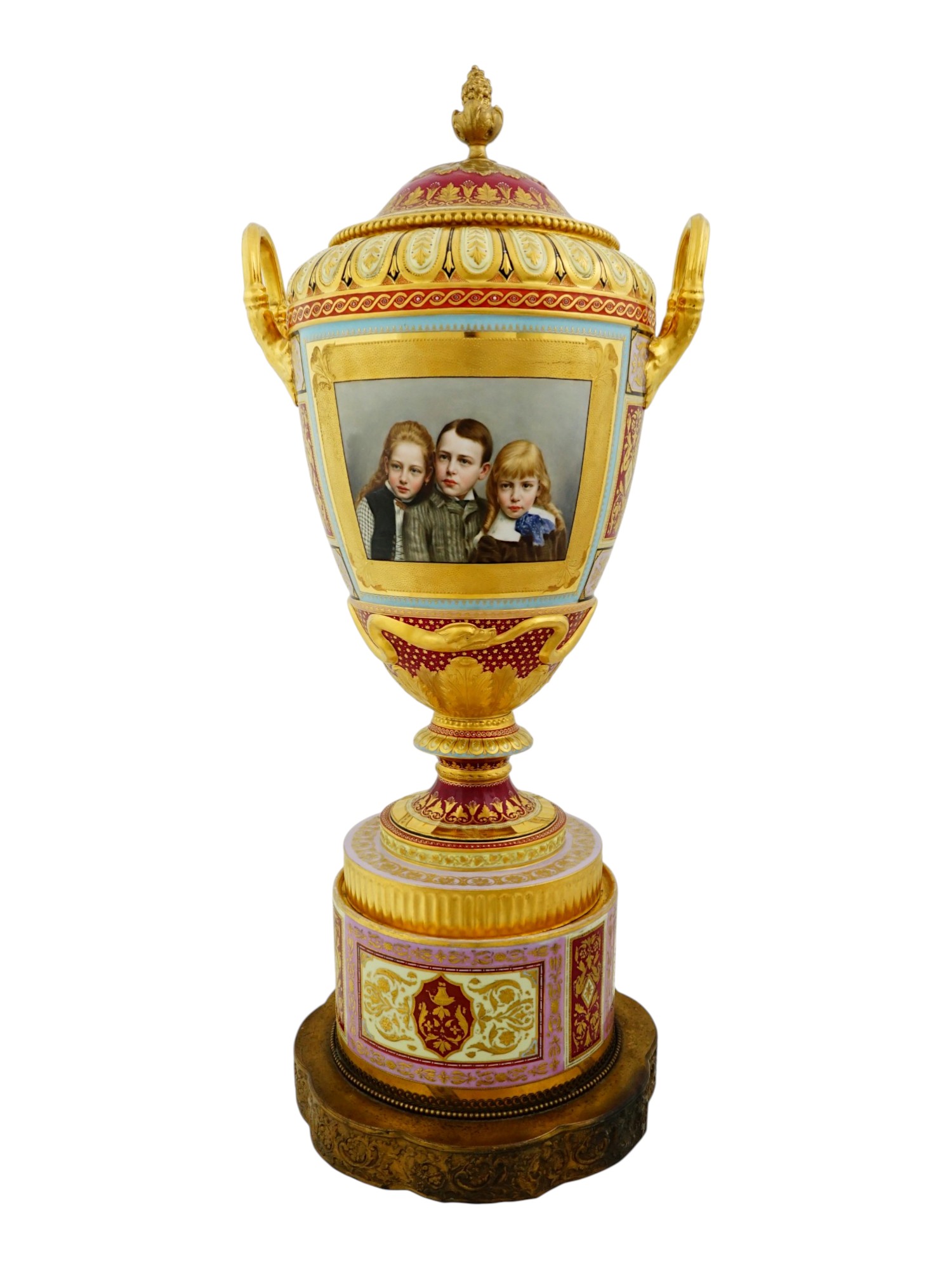 LARGE 19TH C. ROYAL VIENNA PORCELAIN PORTRAIT VASE URN