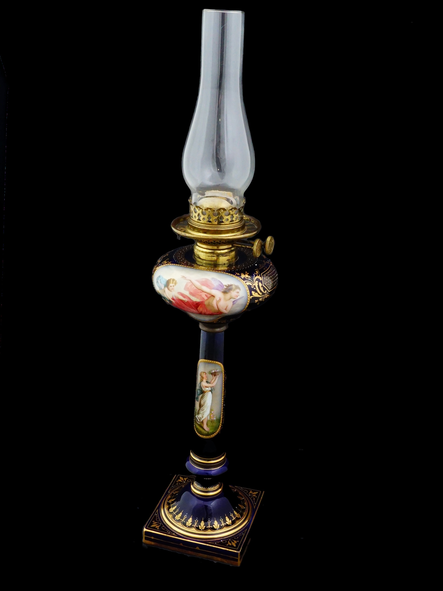 ANTIQUE ROYAL VIENNA COBALT BLUE PORCELAIN OIL LAMP