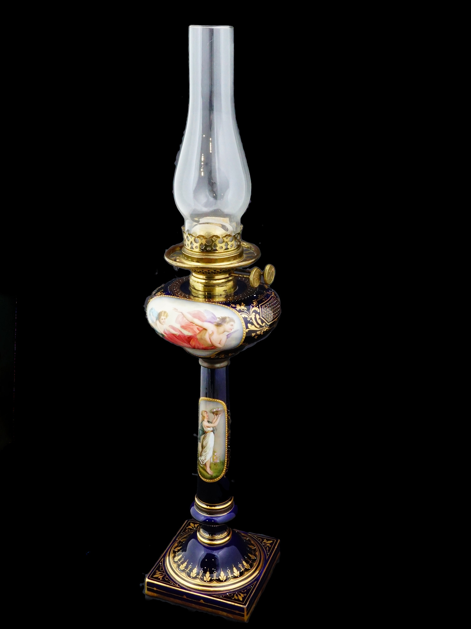 ANTIQUE ROYAL VIENNA COBALT BLUE PORCELAIN OIL LAMP