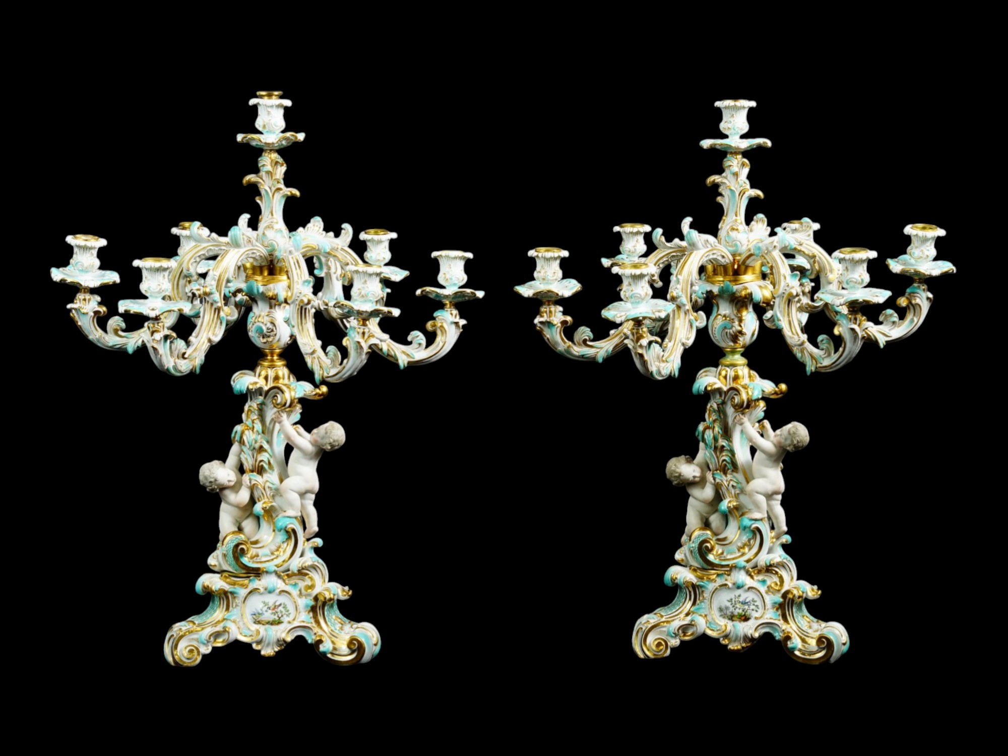 PAIR OF RUSSIAN IMPERIAL PORCELAIN CANDELABRAS
