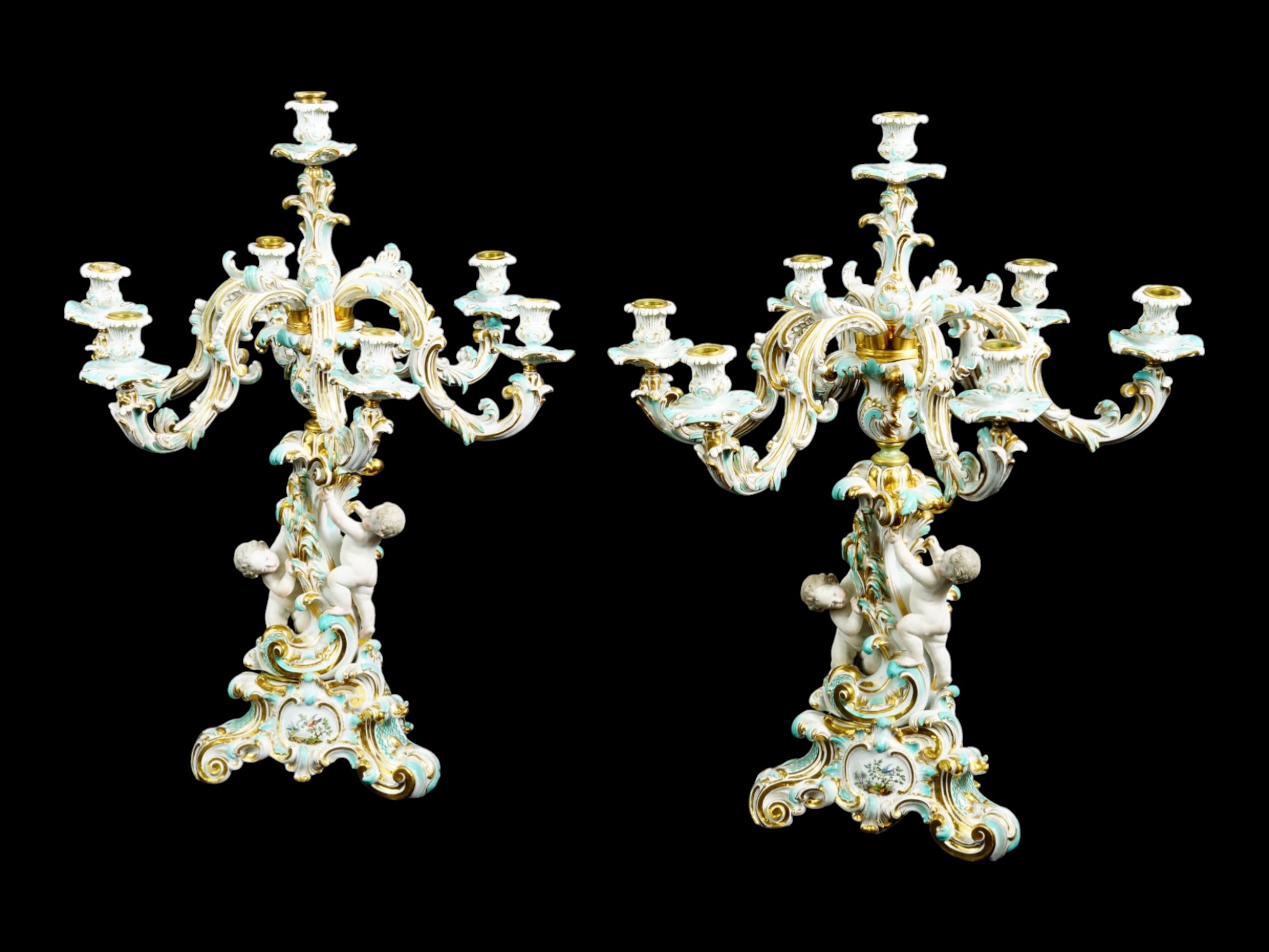 PAIR OF RUSSIAN IMPERIAL PORCELAIN CANDELABRAS