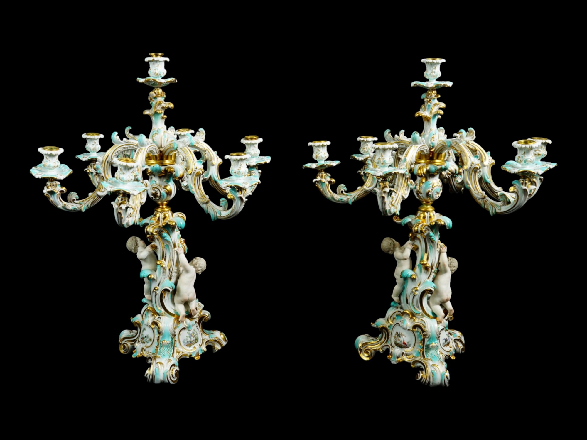 PAIR OF RUSSIAN IMPERIAL PORCELAIN CANDELABRAS