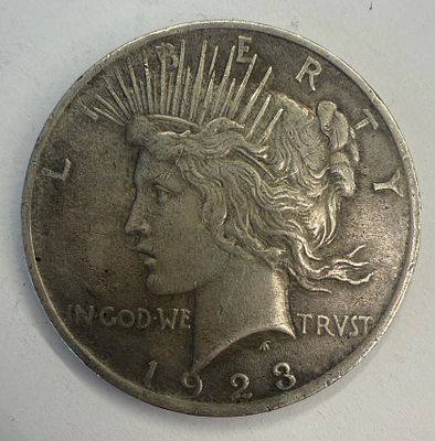 “מטבע כסף אמריקאי מקורי מסוג Peace Dollar משנת 1923, עשוי 90% כסף. מטבע היסטורי שהונפק לאחר 