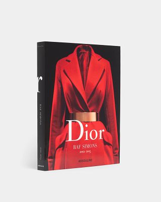 [ограниченный тираж] Dior: Коллекции Рафа Симонса. Нью-Йорк: Assouline, 2023 
344 с., ил., 36 х 