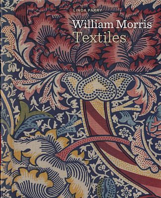 Уильям Моррис: Ткани / Линда Пэрри. Лондон: V&amp;A Publishing, 2013. 
306 с., ил., 27,5 х 22 