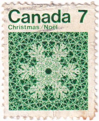 [Канада 1971] 1 марка &laquo;Снежинка&raquo; из серии &laquo;Christmas (1971)&raquo;. Гашеная 
24 x 30 мм 
В пакете 1 