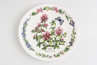 Декоративная коллекционная тарелка &laquo;Тимьян ползучий&raquo; из серии &laquo;Душистые травы&raquo; (&laquo;Herbs by Royal 