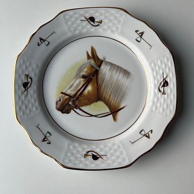 [без резерва] Винтажная коллекционная декоративная кабинетная тарелка с изображением лошади. Герм 