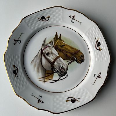 [без резерва] Винтажная коллекционная декоративная кабинетная тарелка с изображением пары лошадей. 