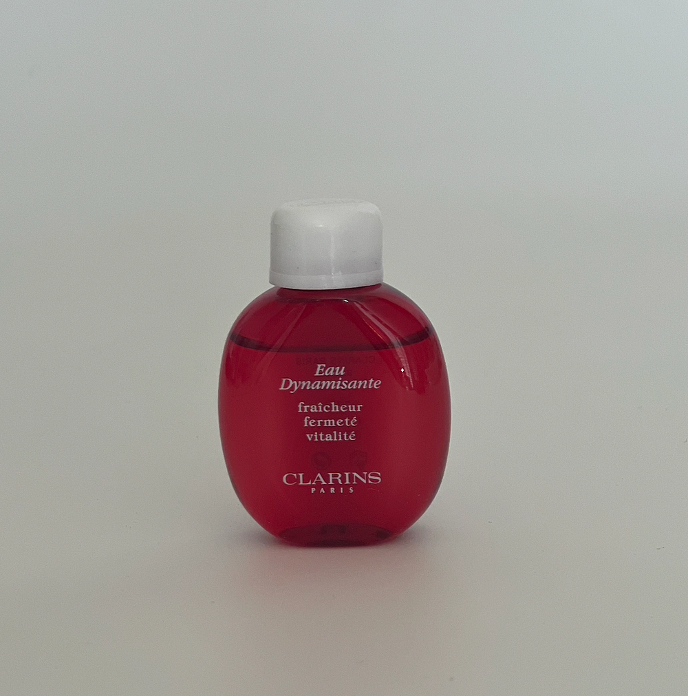 Миниатюра ароматизированной воды Eau Dynamisante от Clarins. Франция, 2000-2010-е гг. 
Объём: 15 