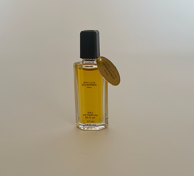 Миниатюра парфюмерной воды Jean-Louis Scherrer Eau de Parfum. Франция, 2000-е гг. 
Объем 3,7 мл. 