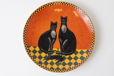 Коллекционная декоративная тарелка &laquo;Счастливое кошачье семейство&raquo; (Happy Family Cats) из серии 