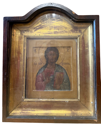 Икона "Господь Вседержитель" в киоте. Дерево, левкас, темпера. 
Размеры: 31 х 27 см. 