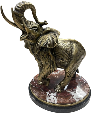 Бронзовая статуэтка "Слон с поднятым хоботом". Бронза, литье, яшма, долерит. 
Высота - 31 см. 