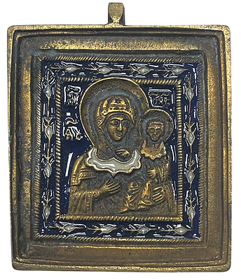 Икона "Одигитрия". . Медное литье, эмаль, чеканка. 
Размер: 5 х 5,5 см. 
Состояние: следы 