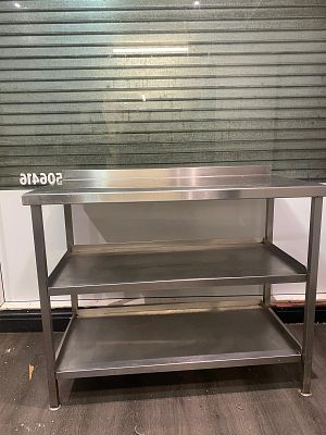 1x 3 Tier stainless steel table
1100mm wide x 610mm deep x 920mm high