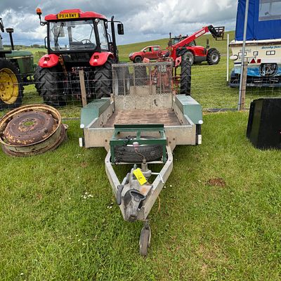 8x4 Plant trailer twin axel - indispension