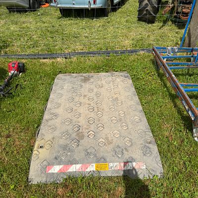 Trench bridge