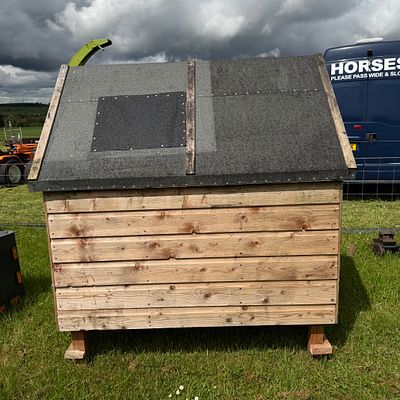 Hen shed