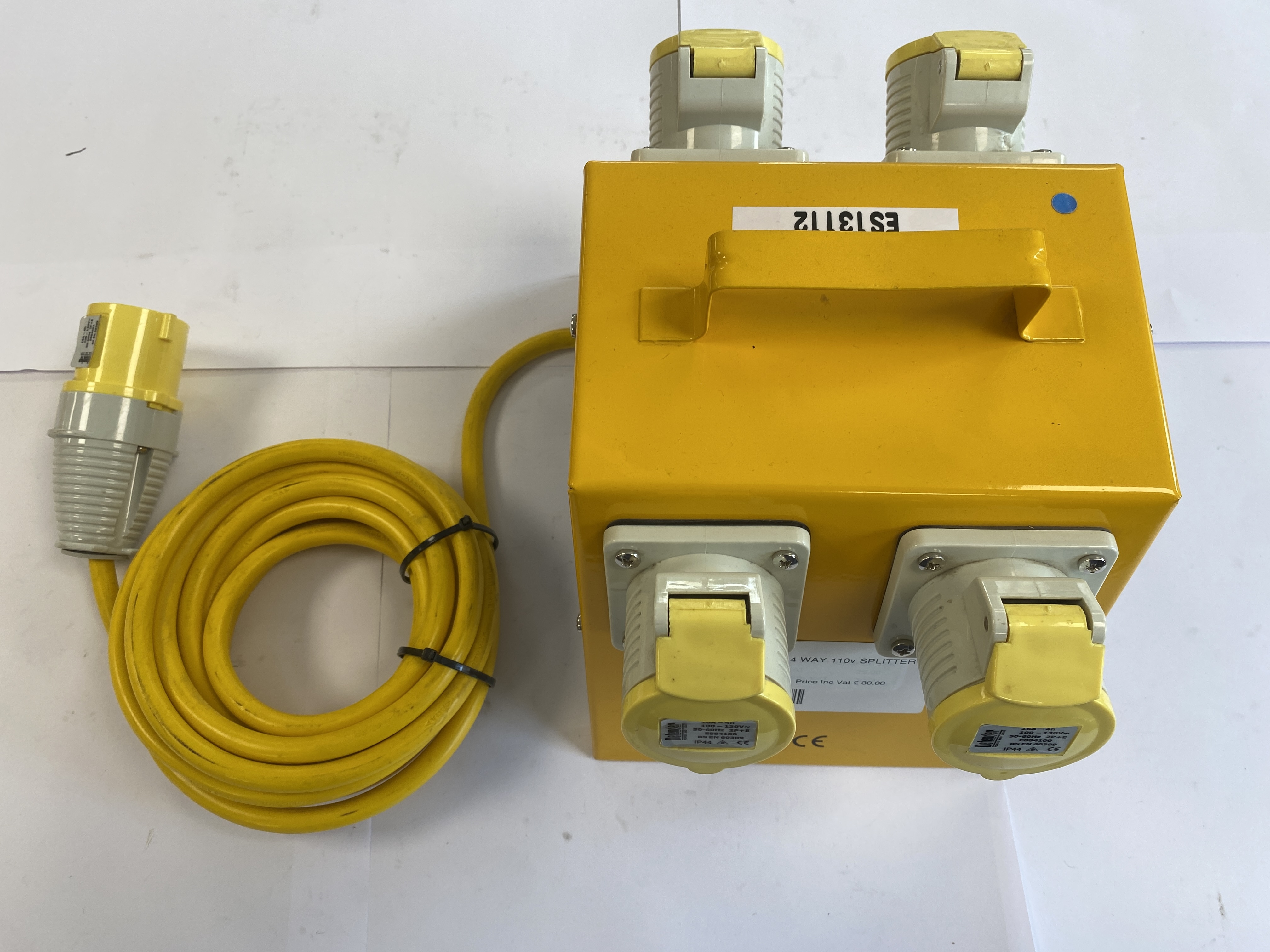 * Defender Industrial 4-Way 110V 16A Power Distribution Splitter Box