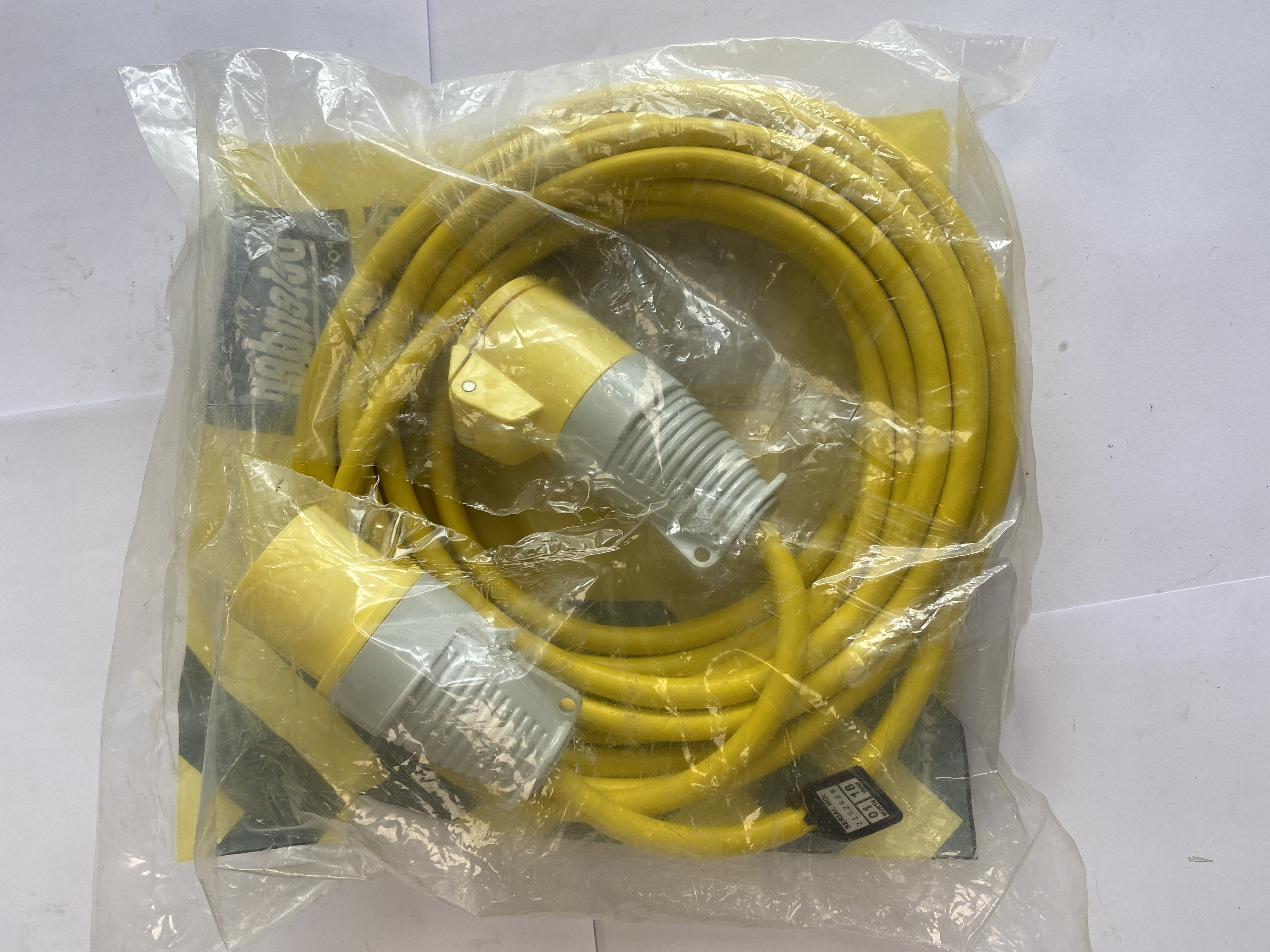 * Woburn 110V 16A Industrial Extension Power Cable Lead