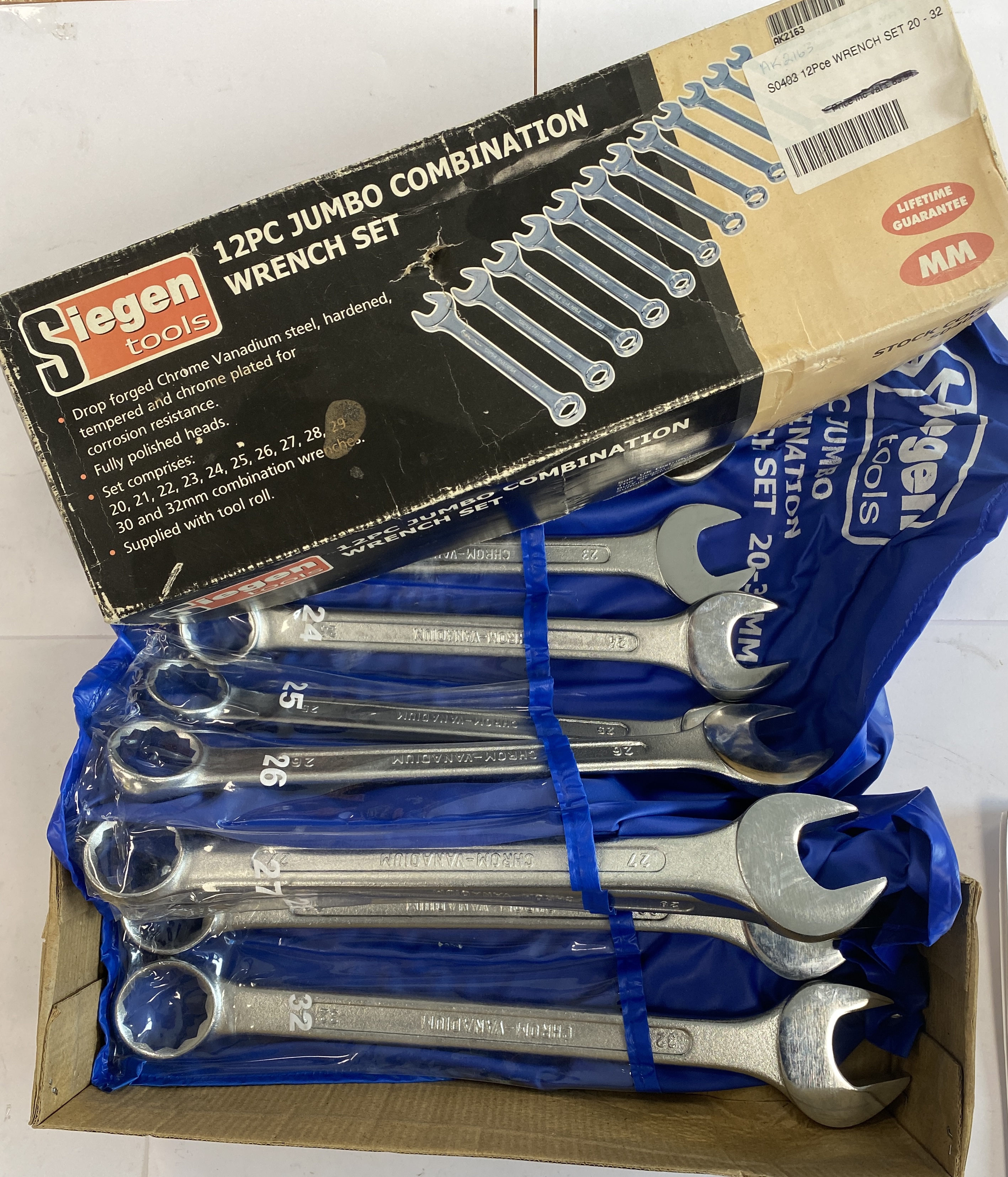 * Siegen Tools 12 Piece Jumbo Combination Wrench Set 20mm to 32mm