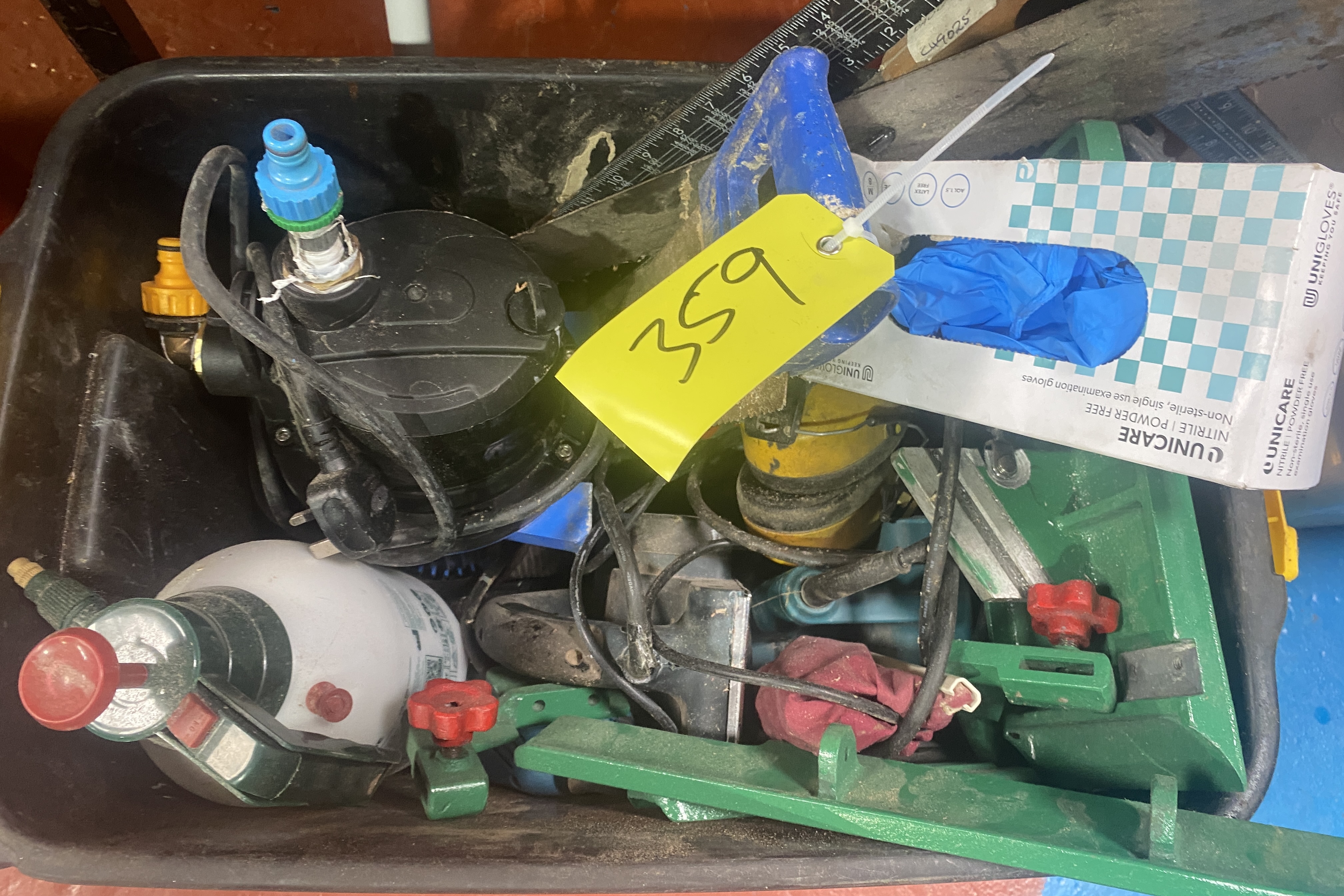 Lot 359