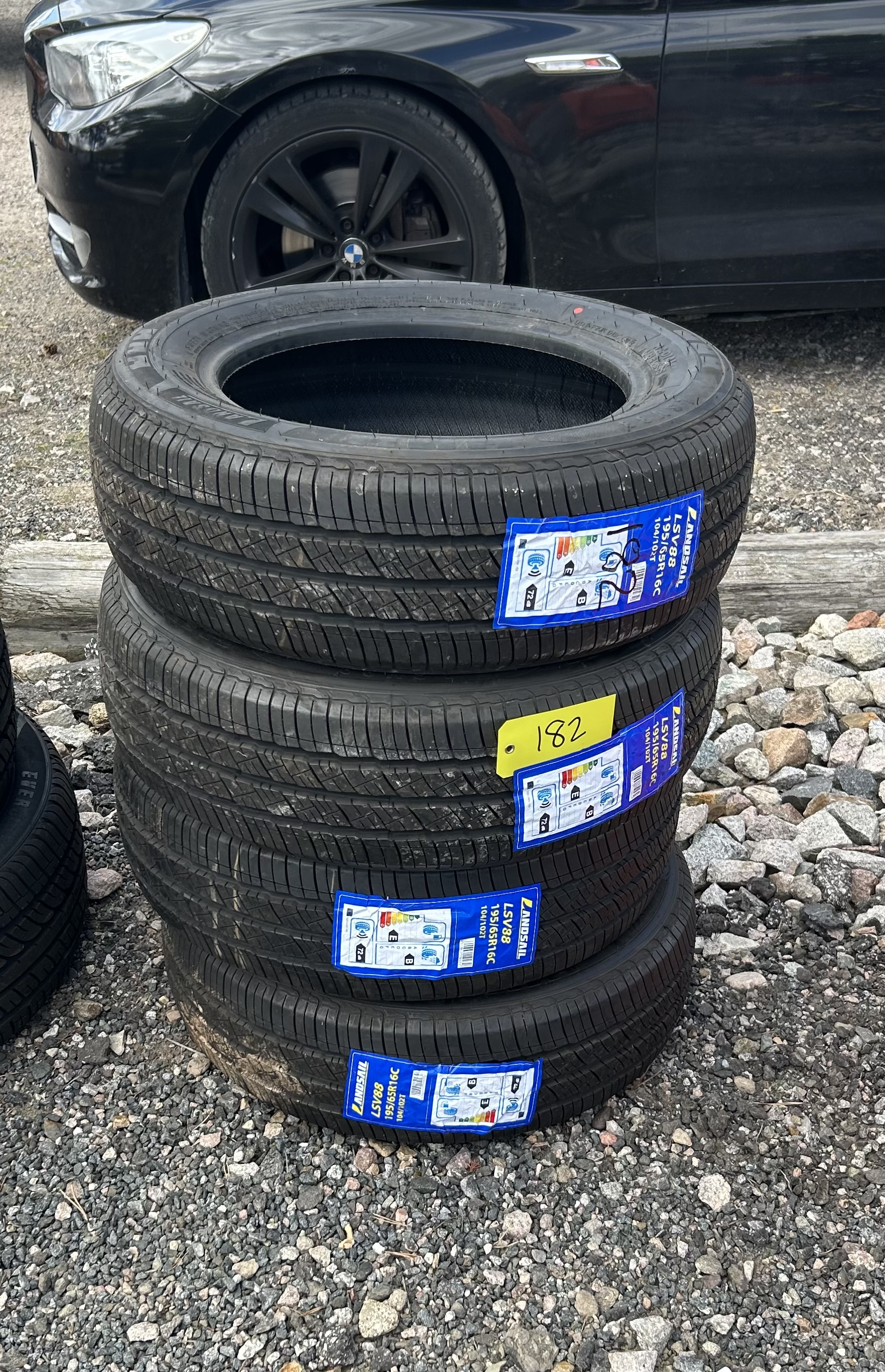 Lot 182