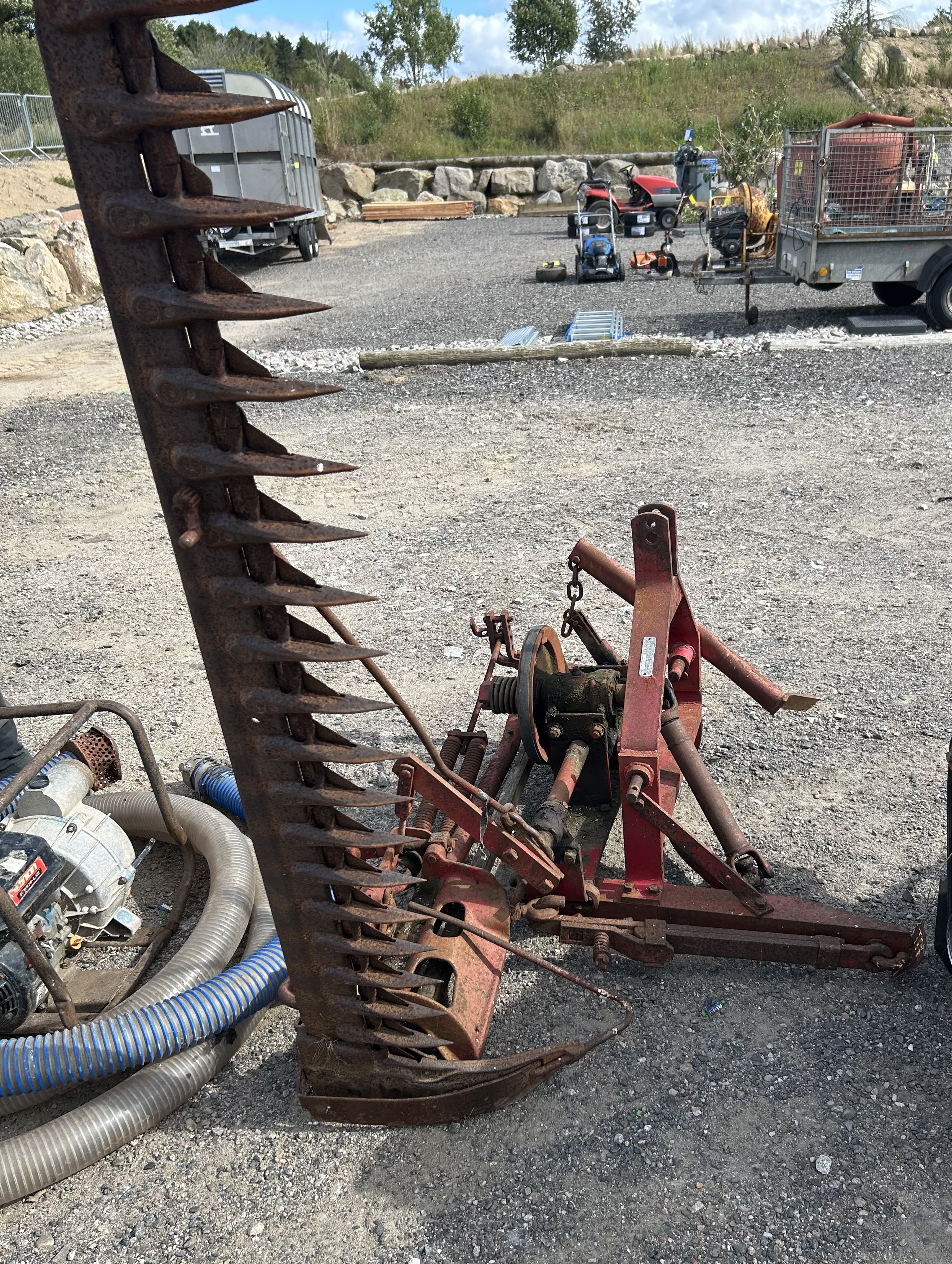 Lot 225