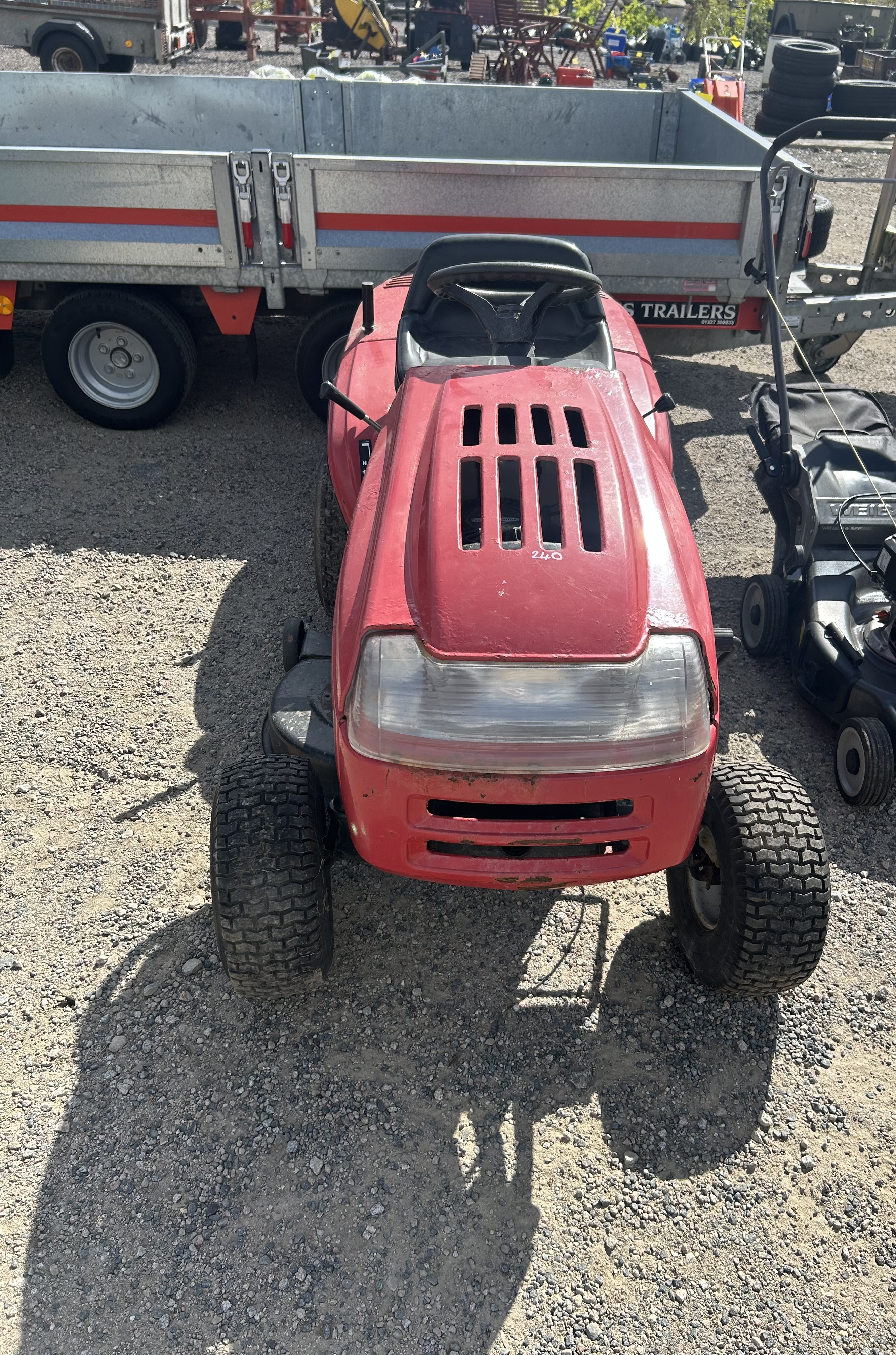 Lot 240