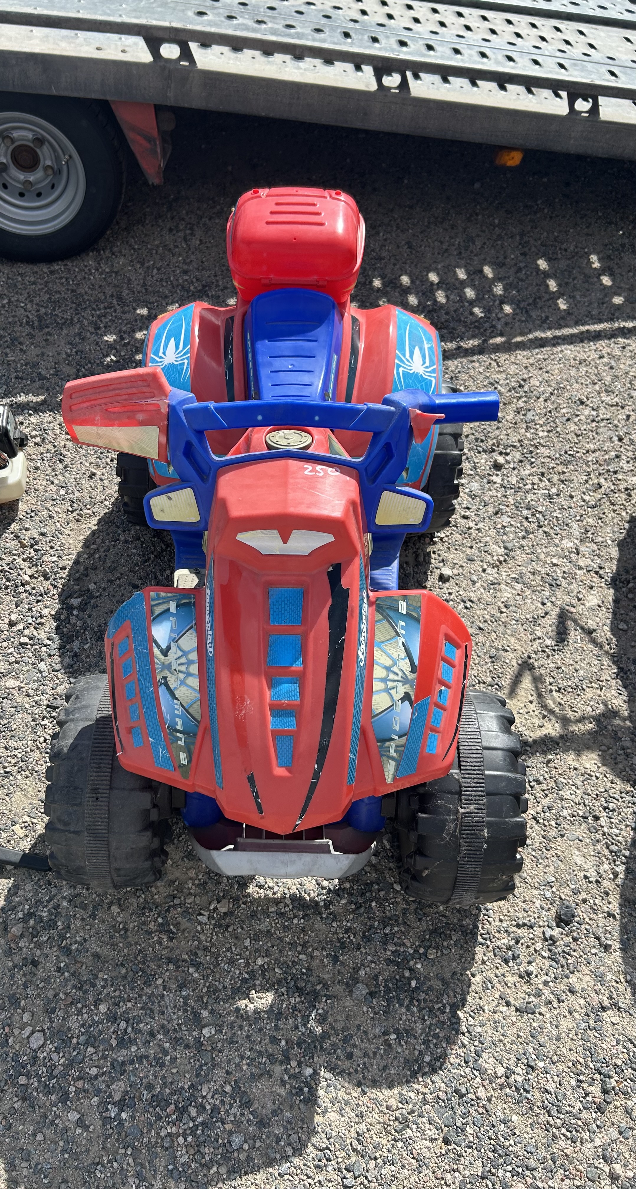 Lot 250