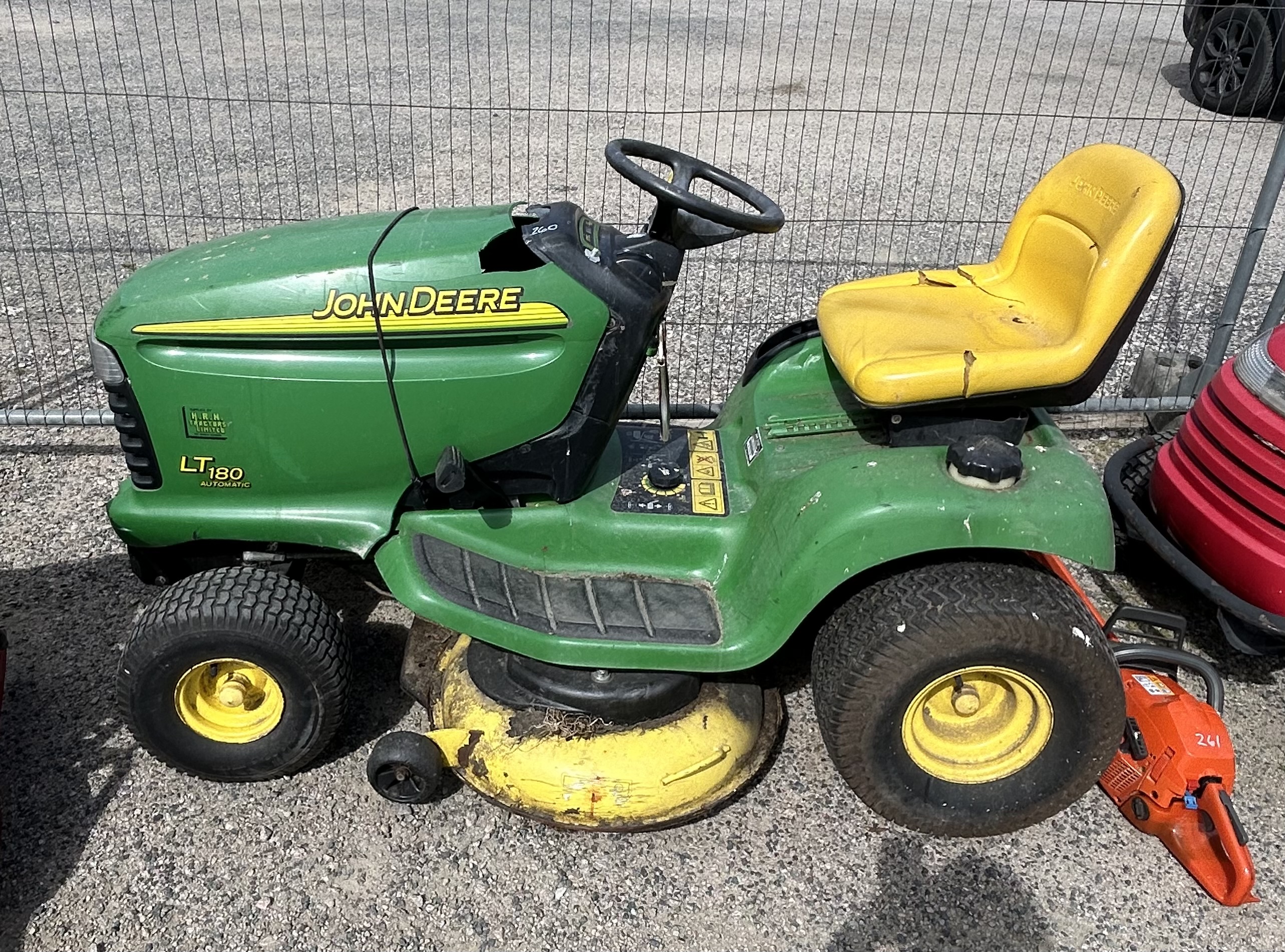 Lot 260
